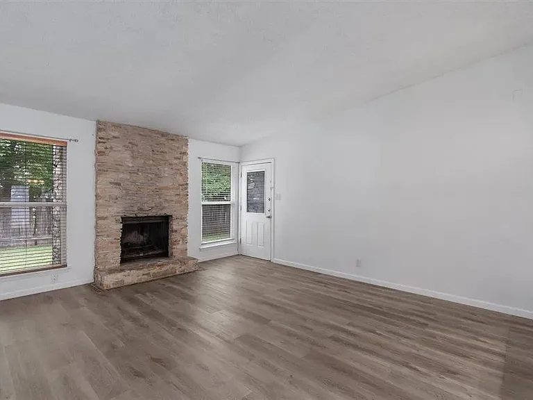 11908 Broad Oaks Dr #B — Photo 4