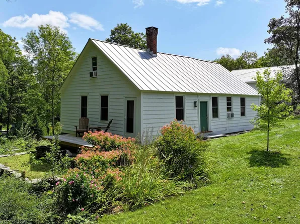 215 School Street, Shoreham, VT 05770