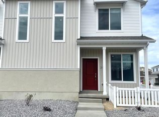 251 N Riverside Dr, Saratoga Springs, UT 84045