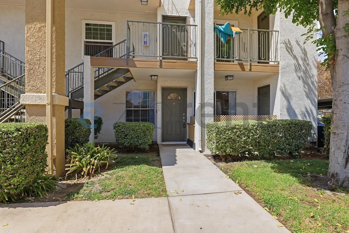 1 bed, 720 sqft, $1,900 — Photo 1