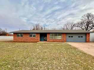 1606 E Cardwell St, Brownfield, TX 79316