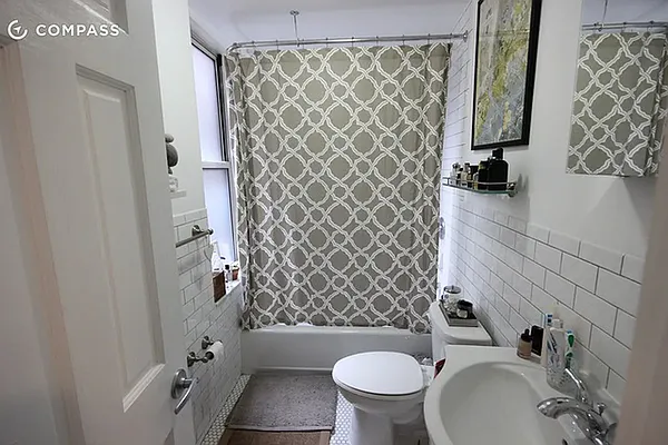 Rented by LJ Sloane Management | media 12