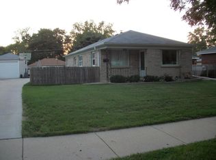 5413 N 106th St, Milwaukee, WI 53225