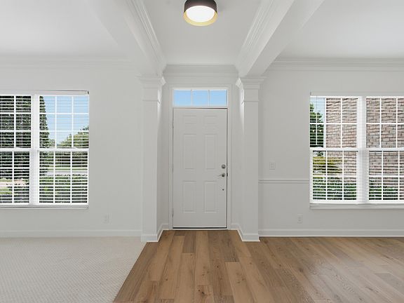 4th image of 1357 Tilton Dr