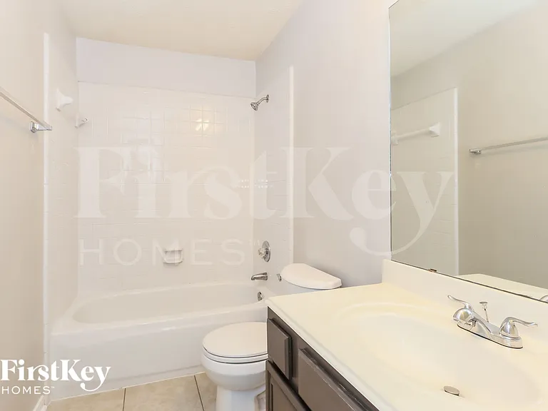9131 Landry Blvd — Photo 17