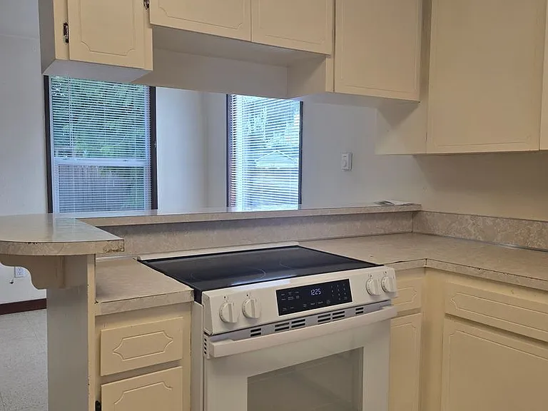 6117 Community Place SW — Photo 16