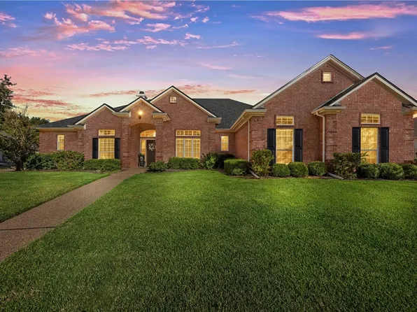 205 Ranchgate Trl, Mc Gregor, TX 76657