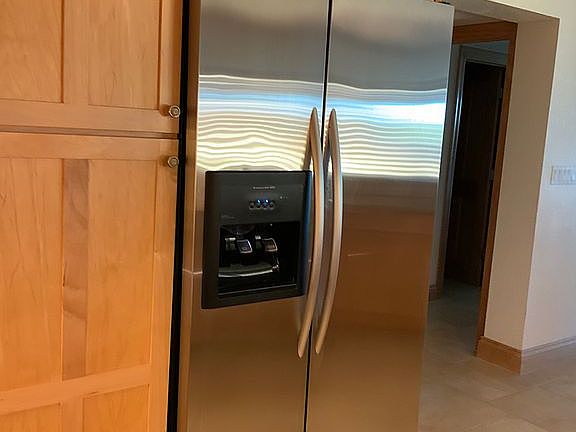 4th image of 3220 S Shore Dr #21-C