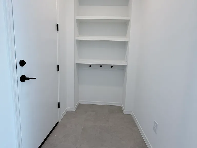 24172 W Raymond St — Photo 11