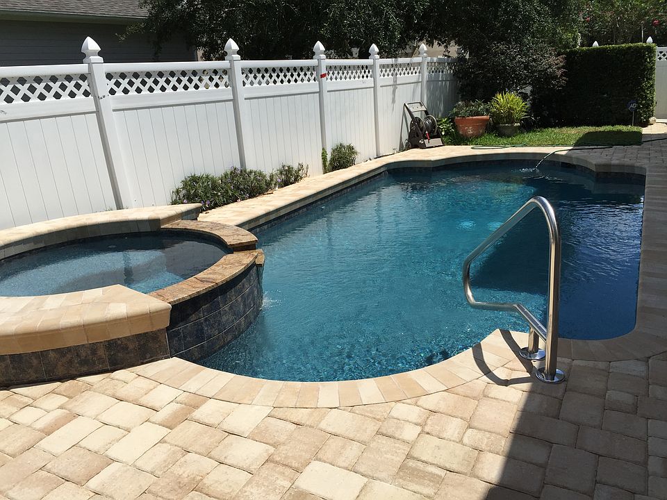 1st image of 616 Teal Ave