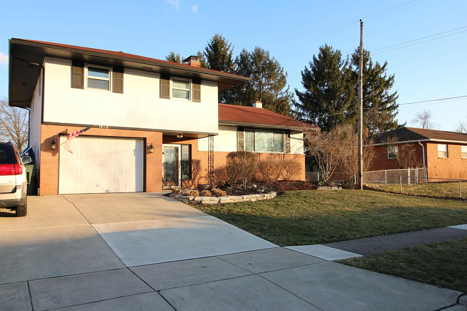 1808 Brinwood Ct photo 1