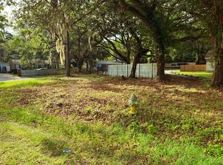 5849 Scott White Rd, Hollywood, SC 29449