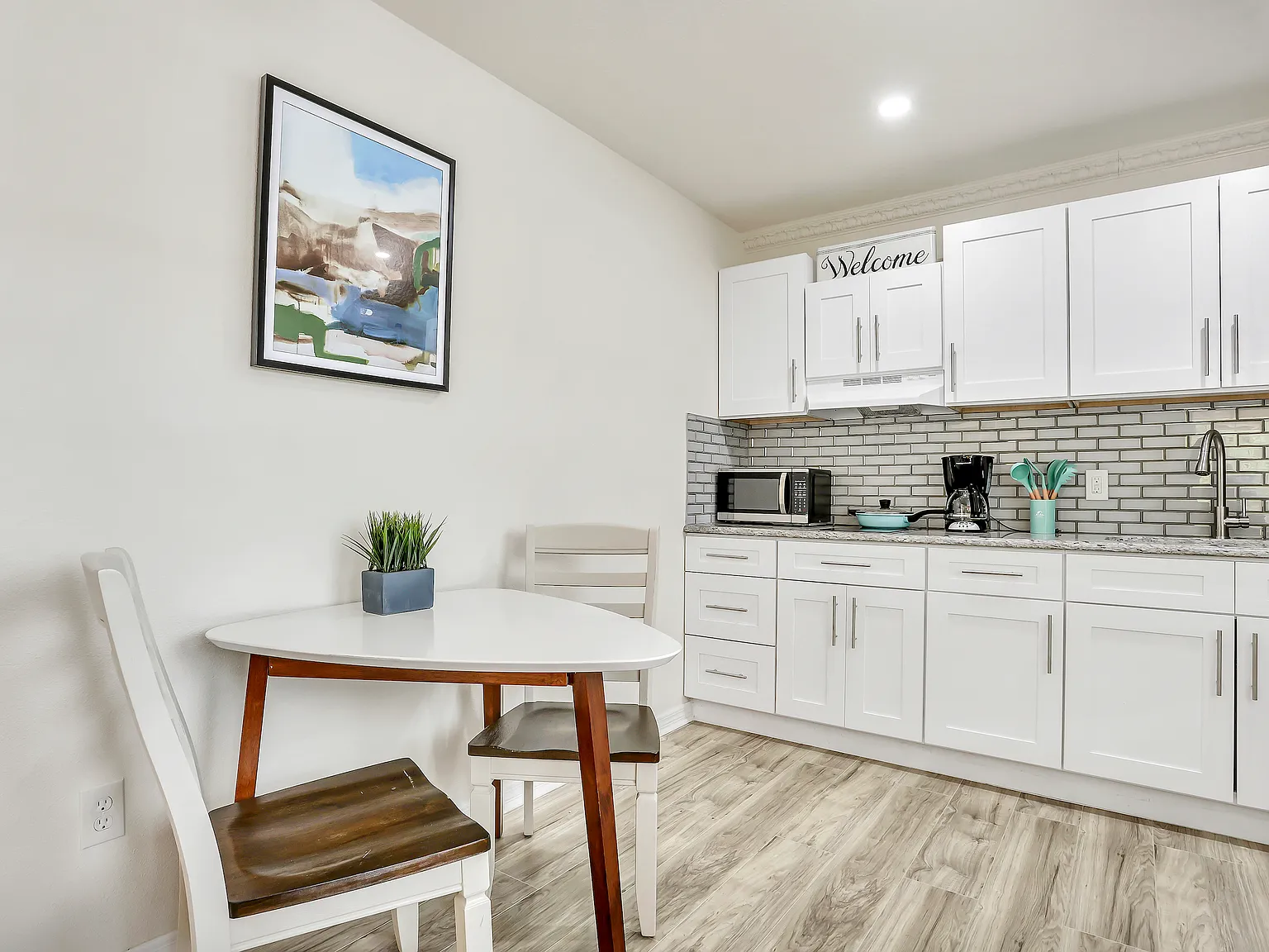 1 bed, 464 sqft, $2,100 — Photo 3