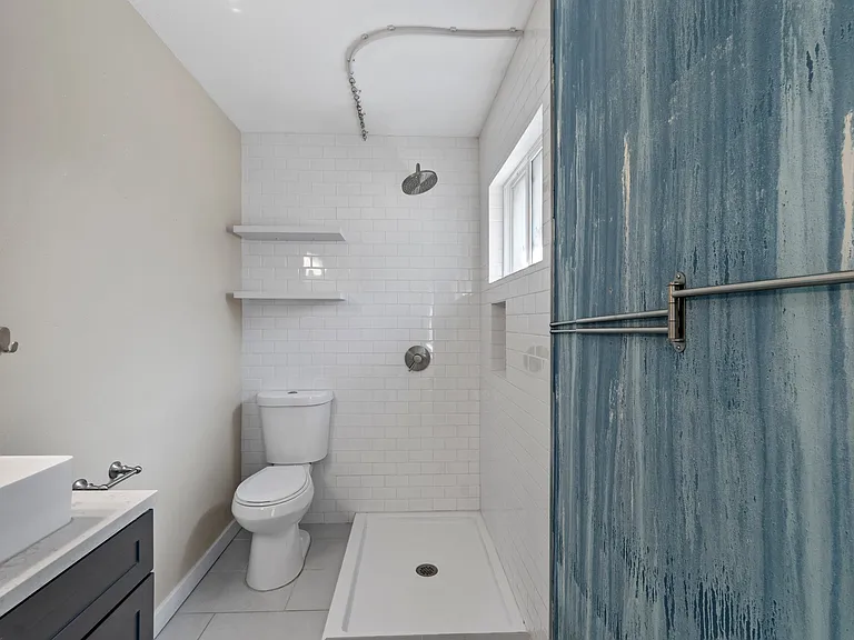 10107 Floyd Dr — Photo 18