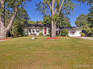 2433 Irene St SE, Grand Rapids, MI 49546