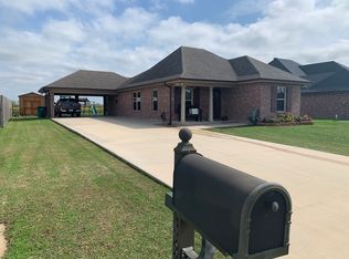 339 Landmark Dr, Raceland, LA 70394