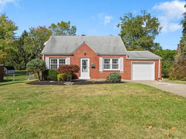 921 Fidelity Dr, Pittsburgh, PA 15236