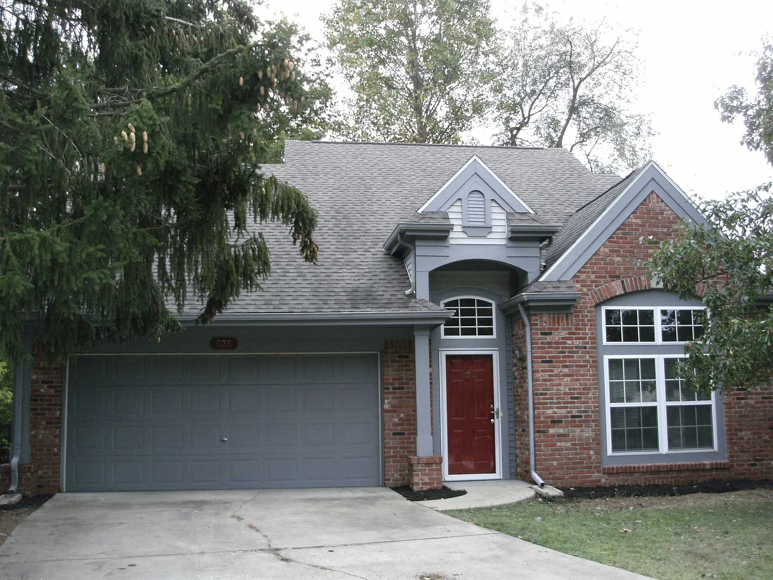 535 E Hickory Stick Dr photo 1