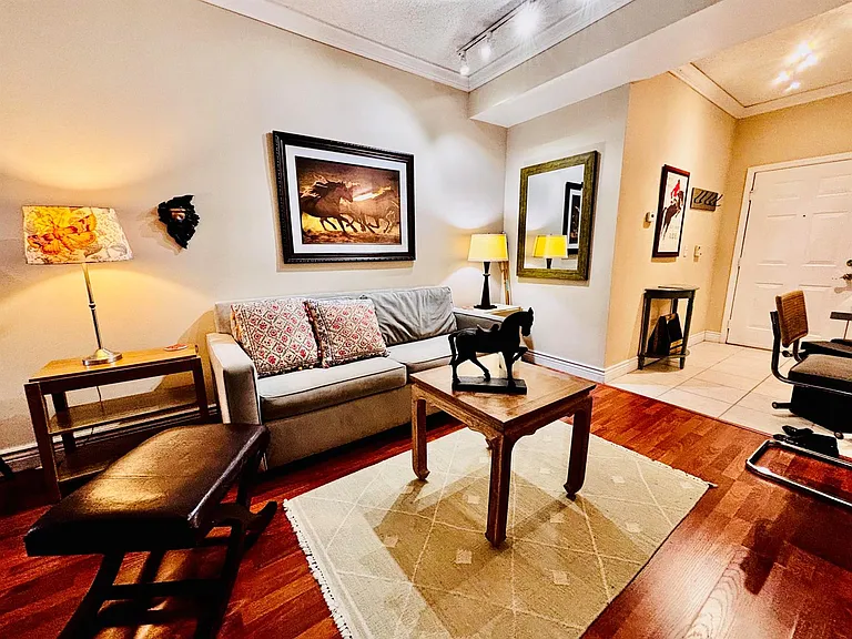 2060 Greenview Shores Blvd #303 — Photo 4