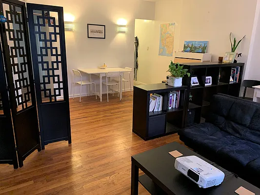 Rented by Joe Gotham LTD | media 4