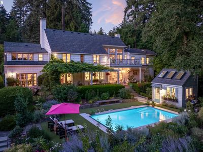 1546 S Military Rd, Portland, OR, 97219