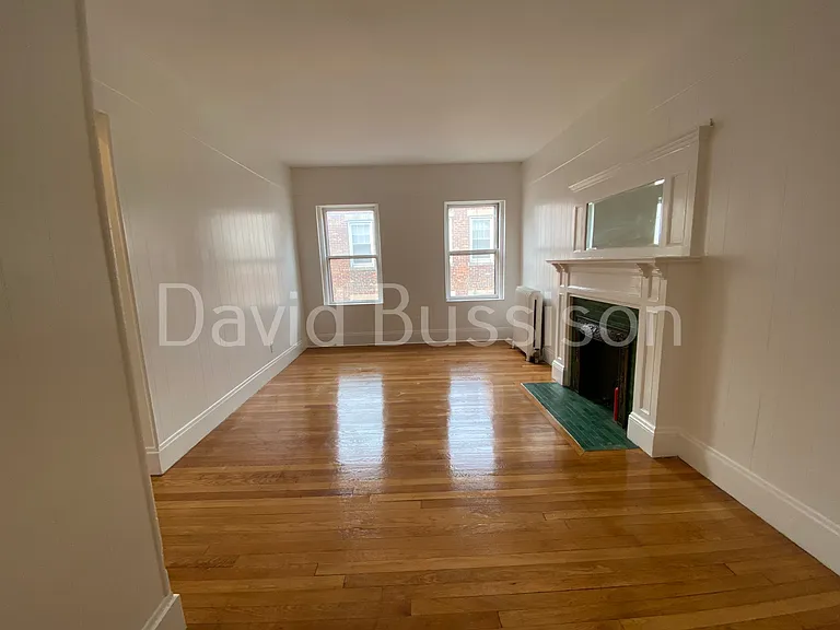 1307 Commonwealth Ave #16 — Photo 2