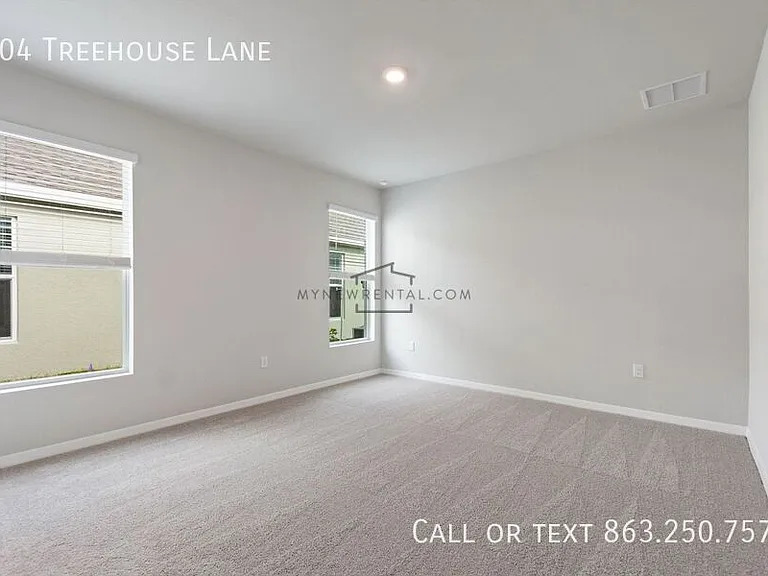 704 Treehouse Ln — Photo 21