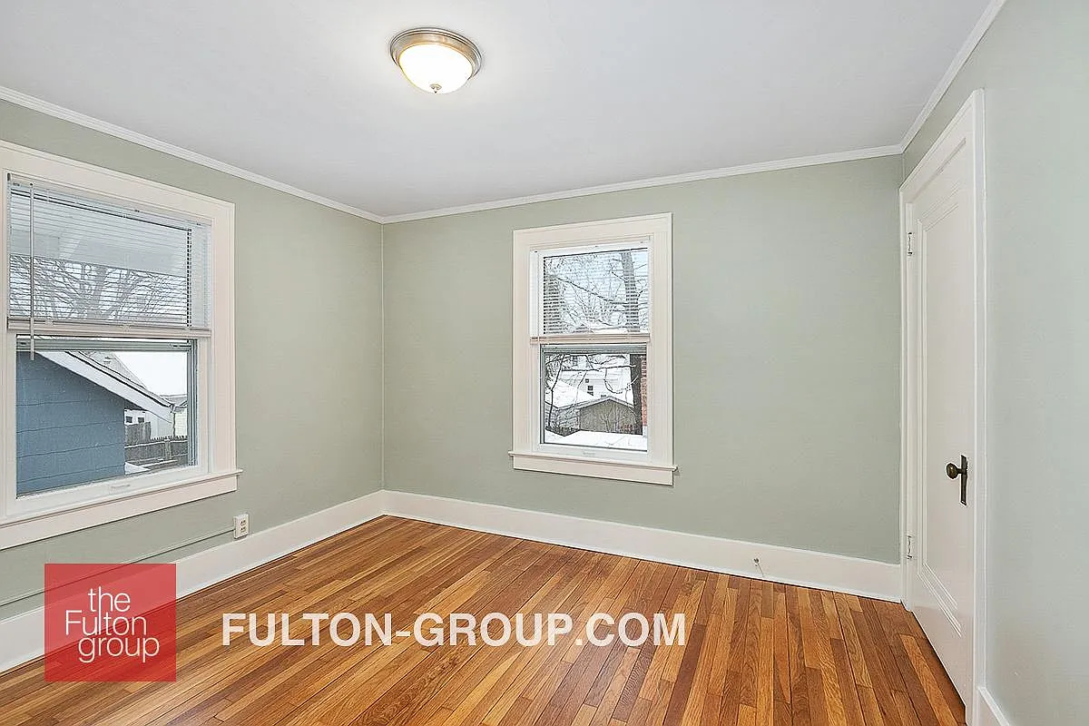 4 bed, 1.5 bath, 1868 sqft, $2,725 — Photo 4