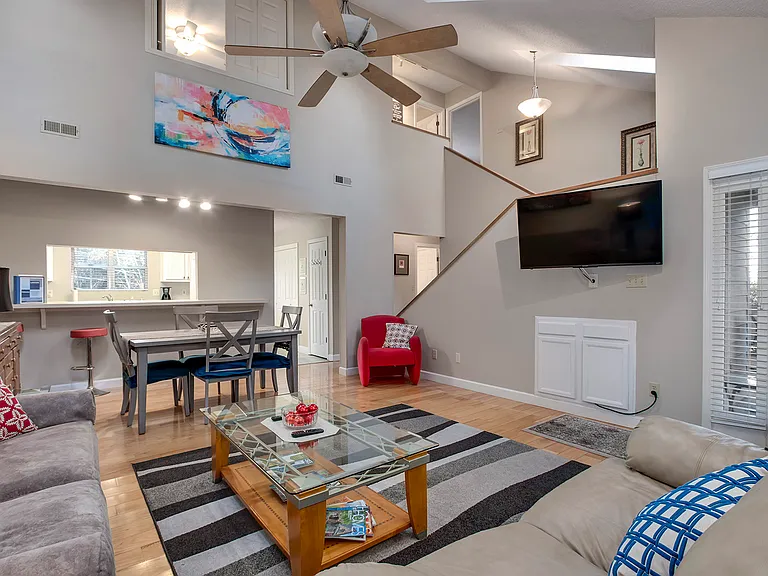 308 Chota View Pl — Photo 4