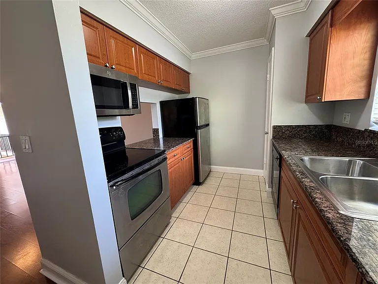120 S Church Ave #211 — Photo 13