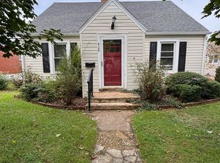 425 S Magnolia Ave, Waynesboro, VA 22980