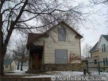 1st image of 3015 Thomas Ave N