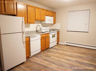 12 Cottage Ct APT 12, Newton, MA 02458