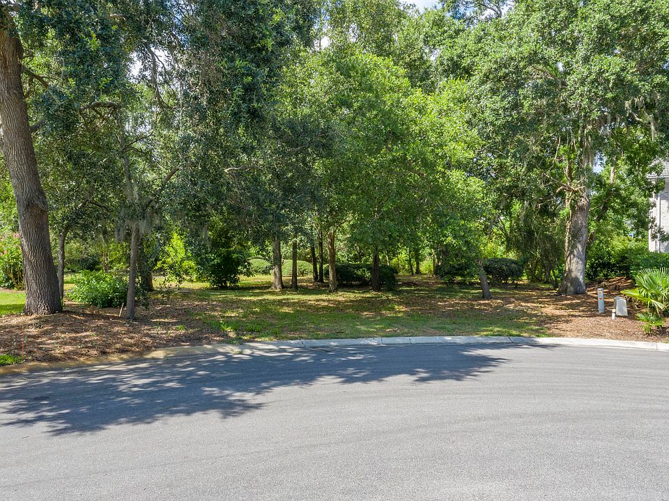 1st image of 1204 Great Oaks Dr
