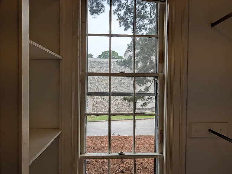 1007 Wildwood Ave — Photo 16