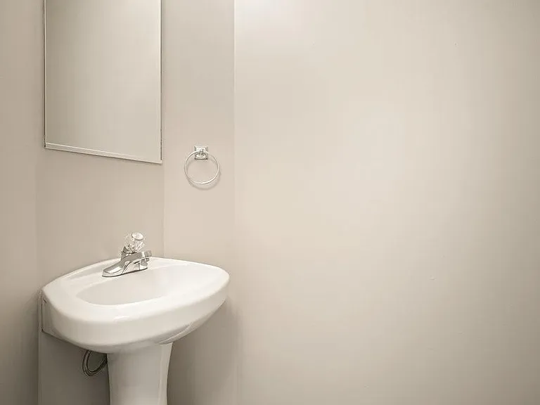 2045 Lakeshore Overlook Dr — Photo 34