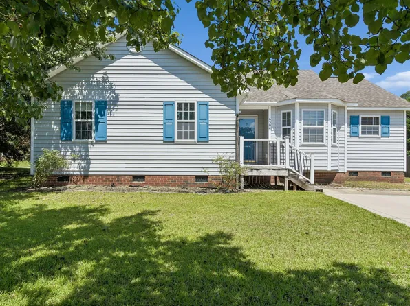 6304 Walnut Glen Dr, Willow Spring, NC 27592