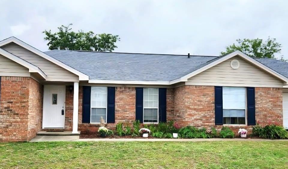 1st image of 4342 Lorraine Ct