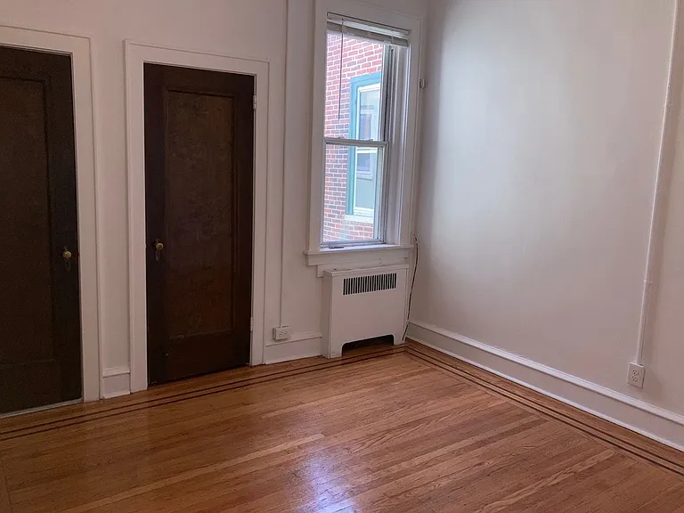 1807 S Broad St — Photo 8