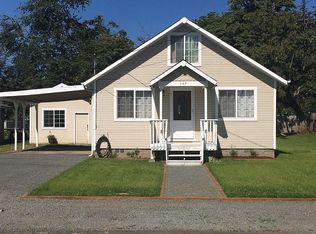 147 N 3rd St, Creswell, OR 97426