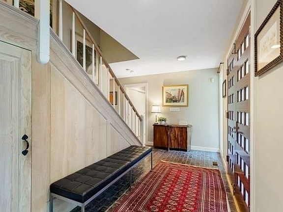4th image of 125 Bristers Hill Rd