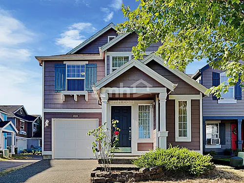 20592 SW Gracie St Photo 1