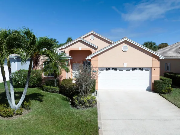 895 NW Sarria Court, Port St Lucie, FL 34986