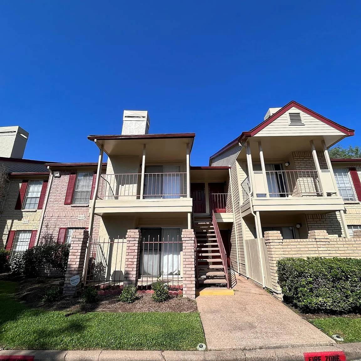 1 bed, 1.0 bath, 588 sqft, $1,100 — Photo 2