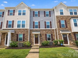 1305 Newell Towns Ln, Charlotte, NC 28262