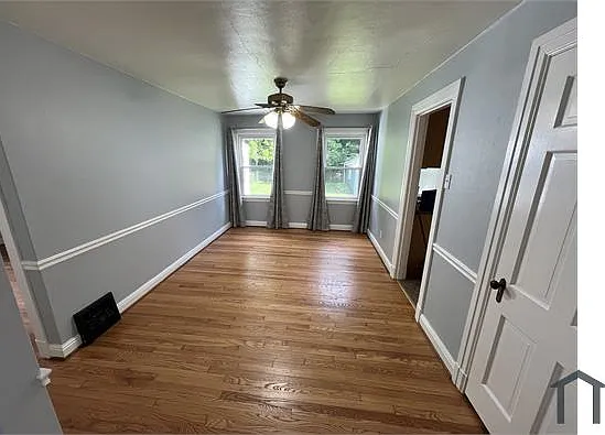 34 Patricia Ave — Photo 7