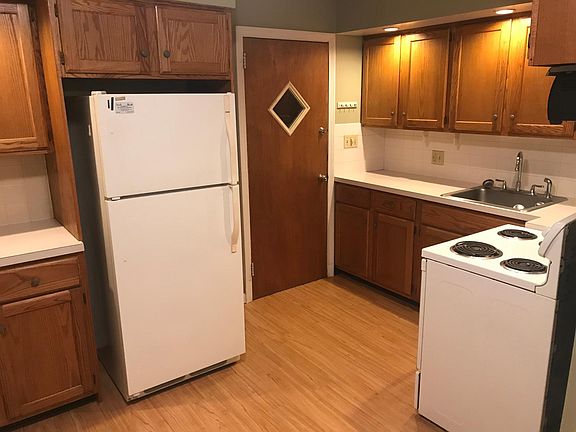 5th image of 5 Primrose Dr
