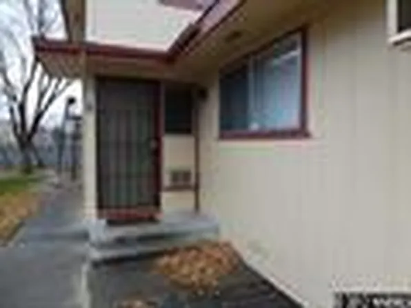 644 Oakwood Dr, Sparks, NV 89431