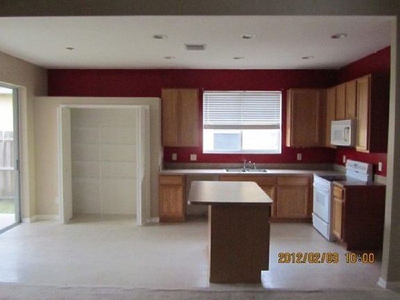 5th image of 17719 Ayrshire Blvd