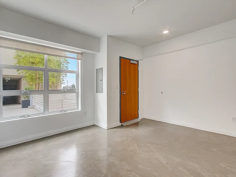 Packard Lofts — Photo 69